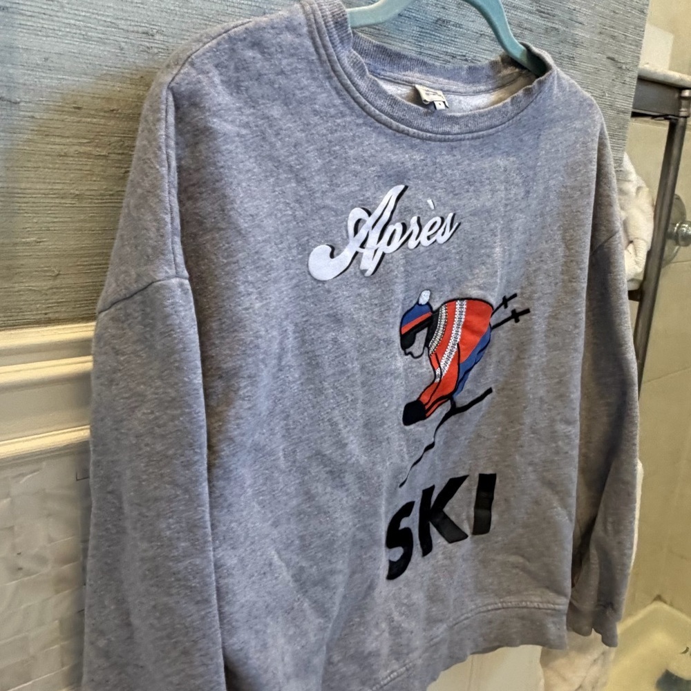 Small Anthropologie kule Apres Ski oversized sweatshirt gray embroidered - Picture 9 of 16